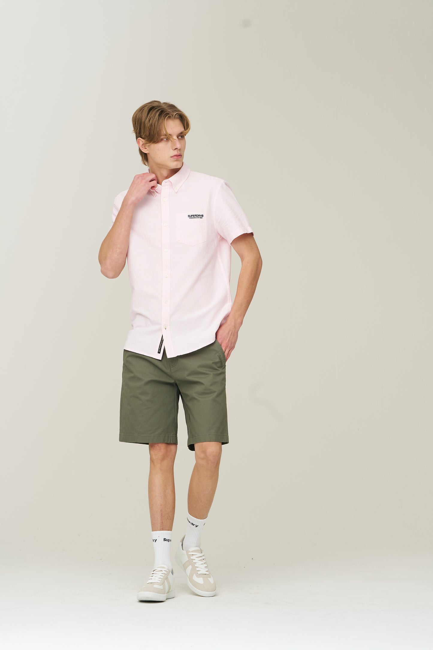 Label Cotton Chino Shorts - Khaki Green - Superdry Singapore