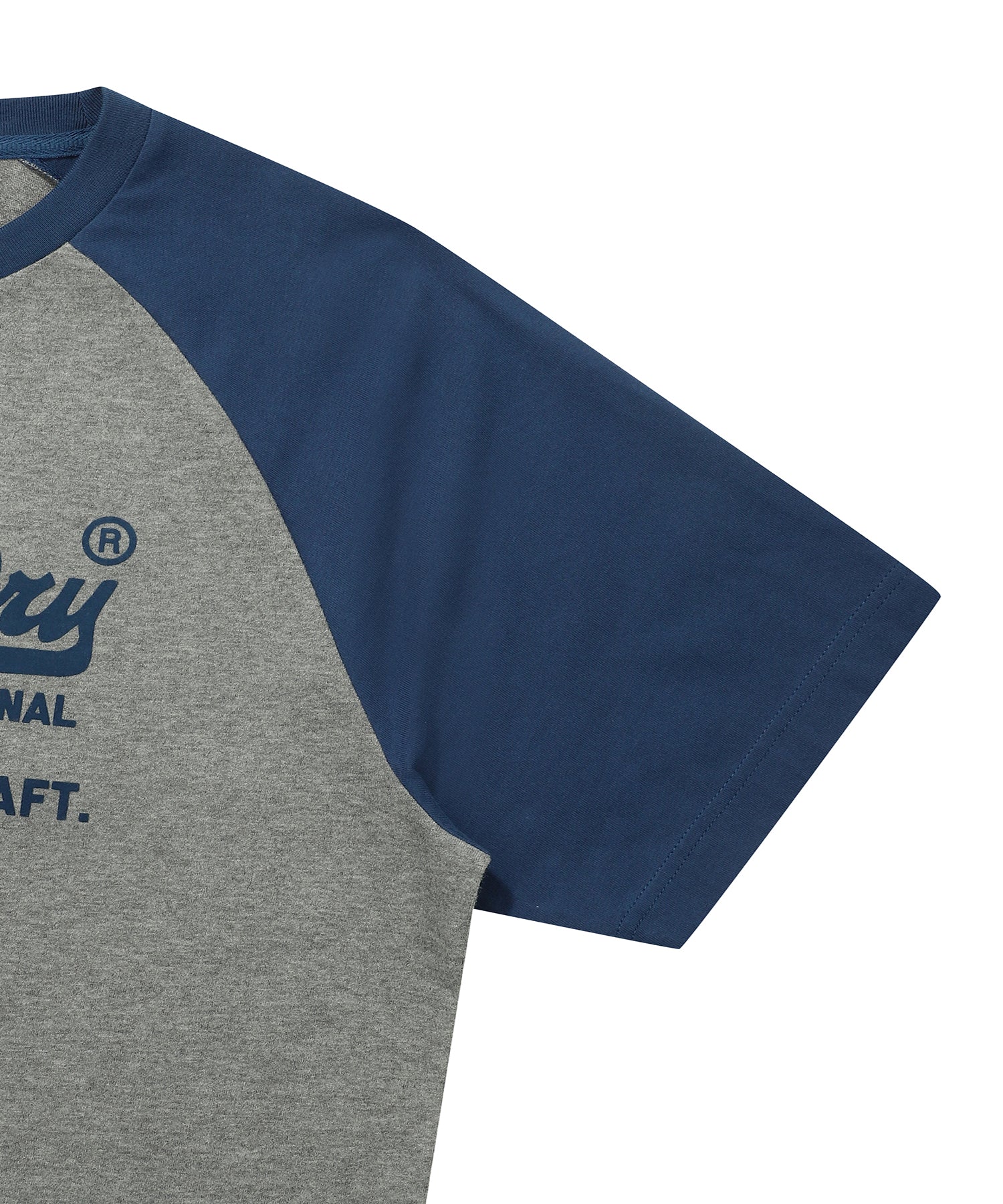 Vintage Logo Raglan T-Shirt - D/Blue  - Superdry Singapore