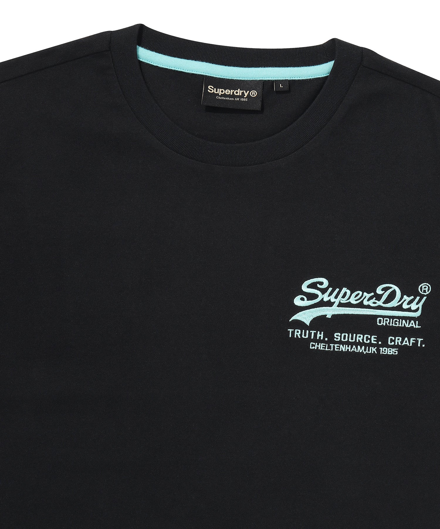Small Vintage Logo T-Shirt - Black  - Superdry Singapore